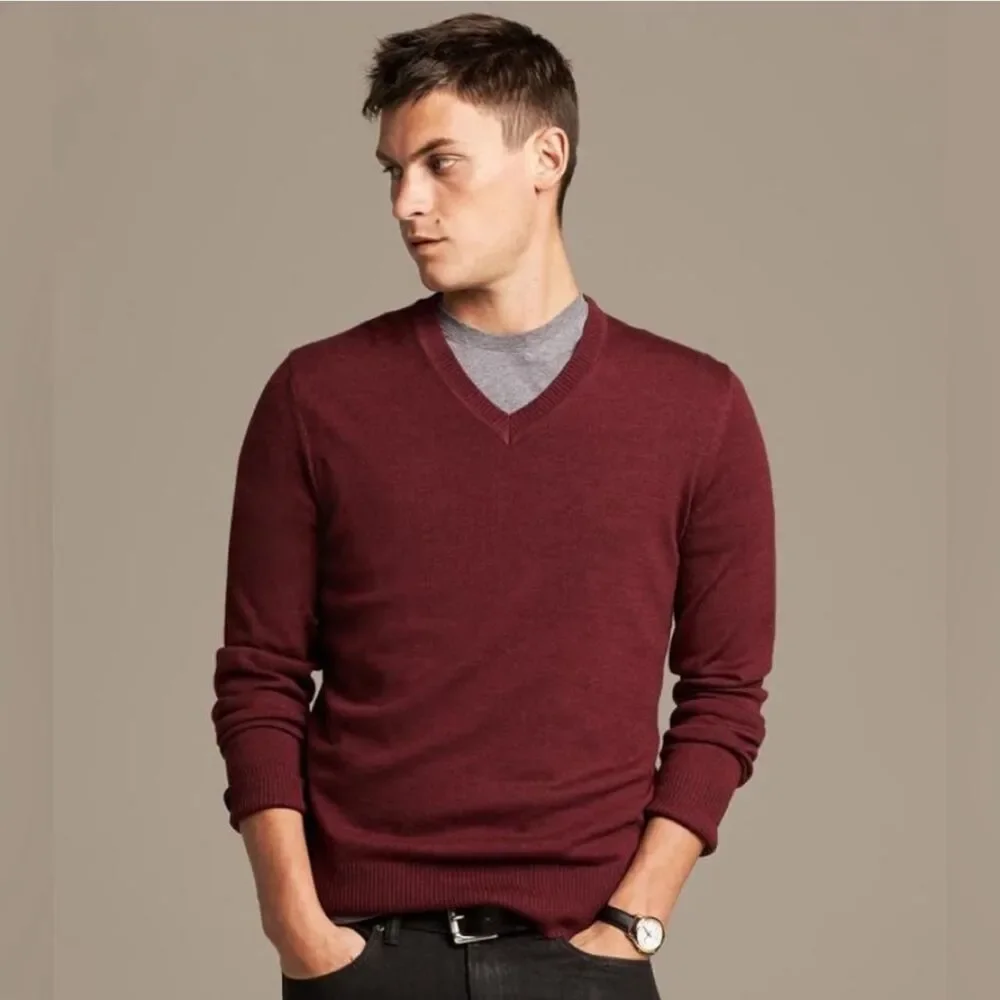 Banana Republic Merino Wool V Neck Sweater Men's L